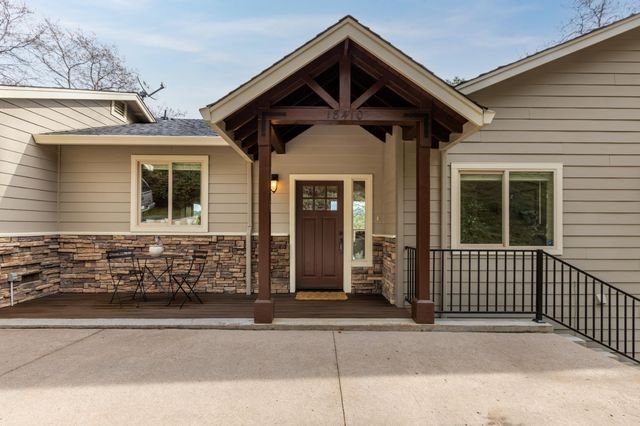 18410 Blue Teal Loop, Penn Valley, CA 95946