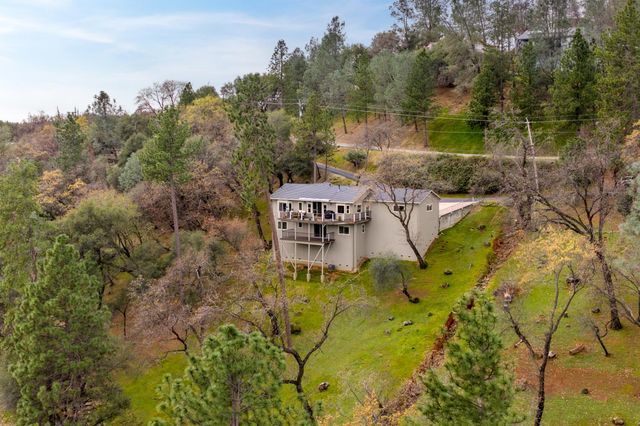 18410 Blue Teal Loop, Penn Valley, CA 95946