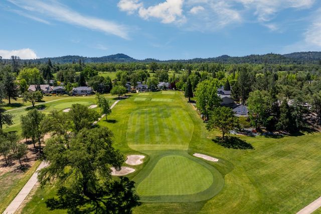 18410 Blue Teal Loop, Penn Valley, CA 95946