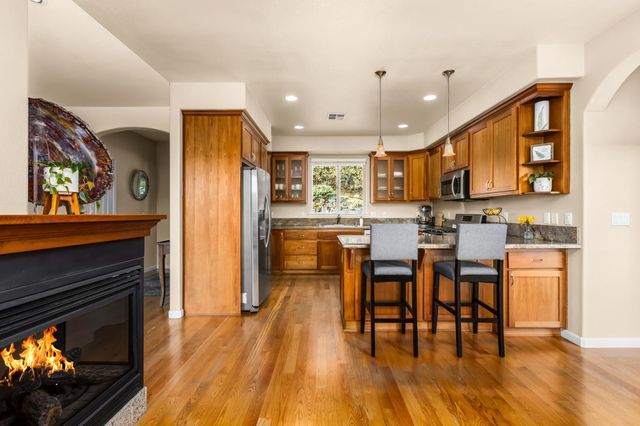 18410 Blue Teal Loop, Penn Valley, CA 95946