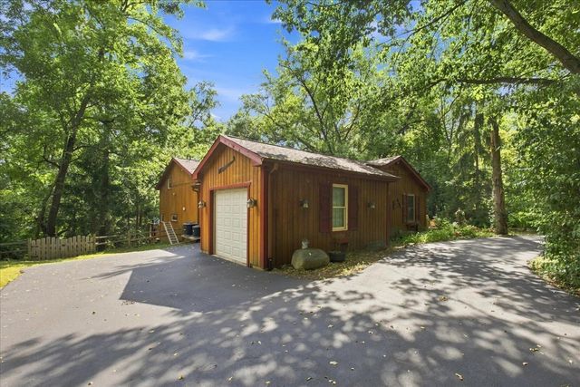 6N477 IL Route 31, St. Charles, IL 60174