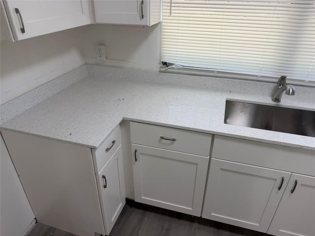 703 N 17th St, Fort Pierce, FL 34950