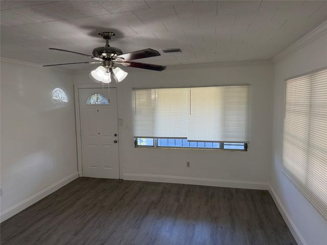 703 N 17th St, Fort Pierce, FL 34950