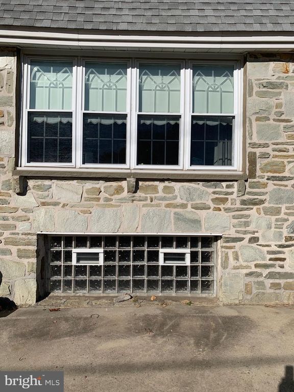 8806 LISTER ST, Philadelphia, PA 19152