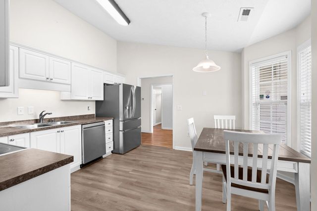 1301 Lochwood Ln., Conway, SC 29526