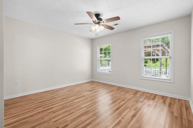 1301 Lochwood Ln., Conway, SC 29526