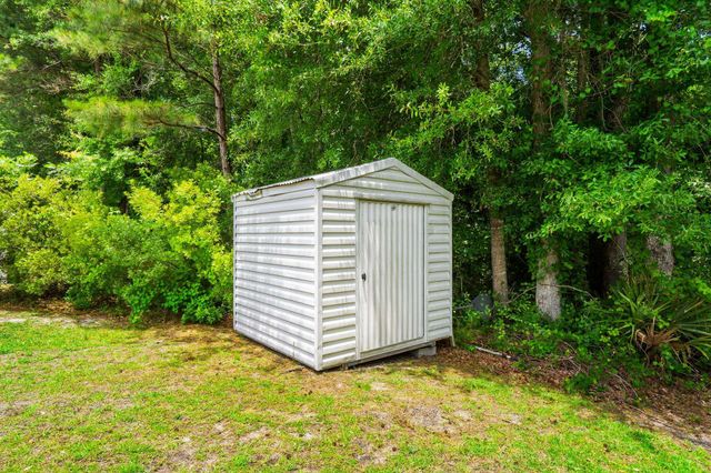 1301 Lochwood Ln., Conway, SC 29526