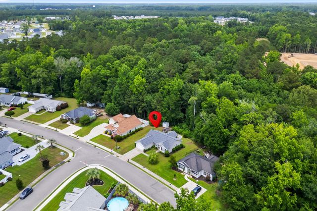 1301 Lochwood Ln., Conway, SC 29526