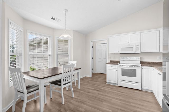 1301 Lochwood Ln., Conway, SC 29526