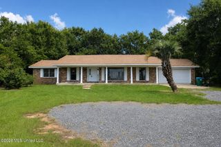 14976 Angela Drive, Gulfport, MS 39503