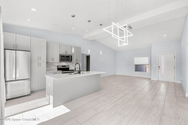 2840 Fontainebleau Avenue SE, Melbourne, FL 32909