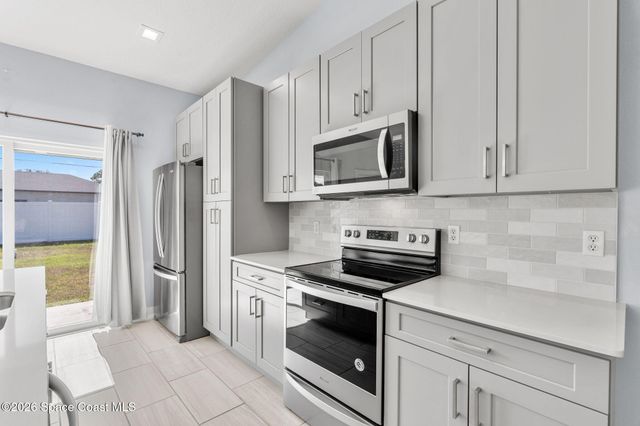 2840 Fontainebleau Avenue SE, Melbourne, FL 32909