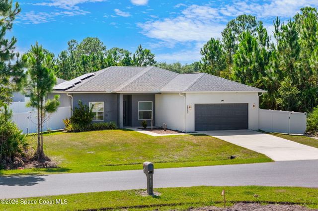 2840 Fontainebleau Avenue SE, Melbourne, FL 32909
