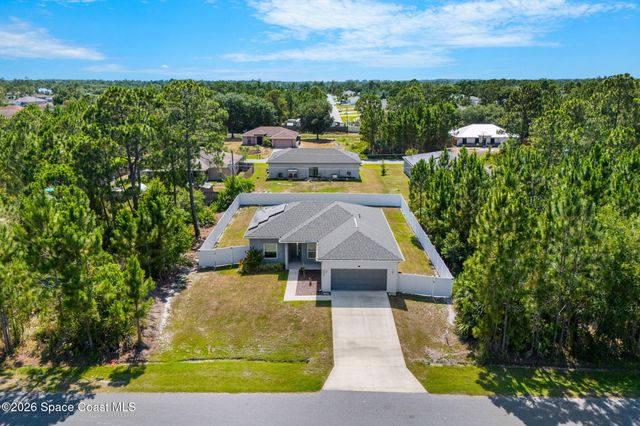 2840 Fontainebleau Avenue SE, Melbourne, FL 32909