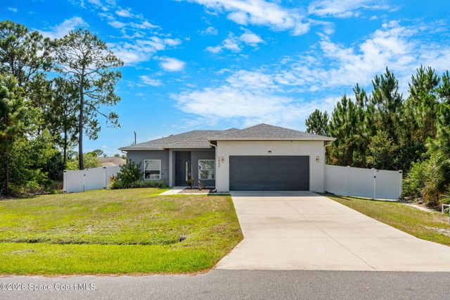 2840 Fontainebleau Avenue SE, Melbourne, FL 32909