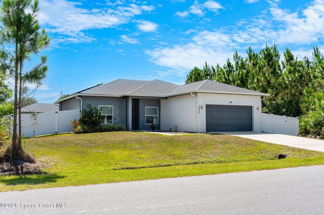 2840 Fontainebleau Avenue SE, Melbourne, FL 32909