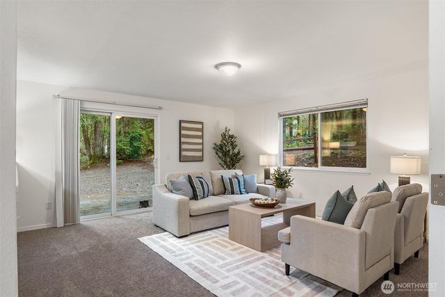 4785 NW Anderson Hill Road, Silverdale, WA 98383