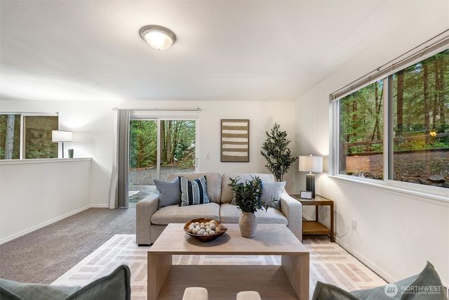 4785 NW Anderson Hill Road, Silverdale, WA 98383