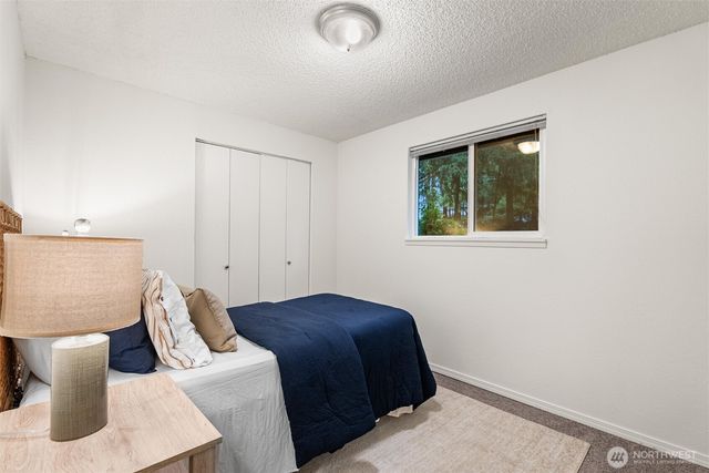 4785 NW Anderson Hill Road, Silverdale, WA 98383