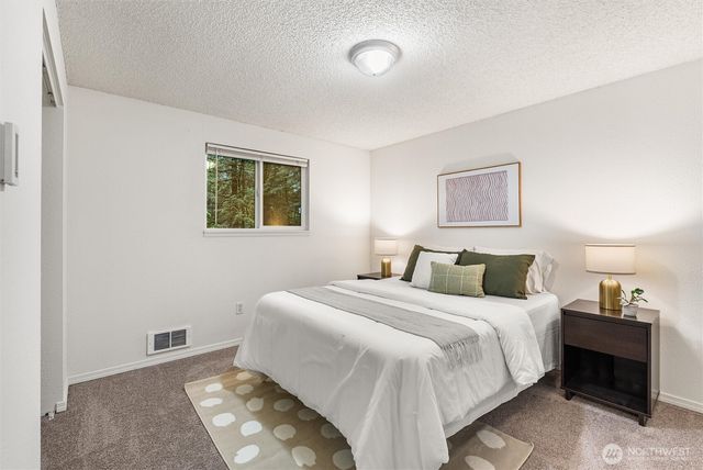 4785 NW Anderson Hill Road, Silverdale, WA 98383