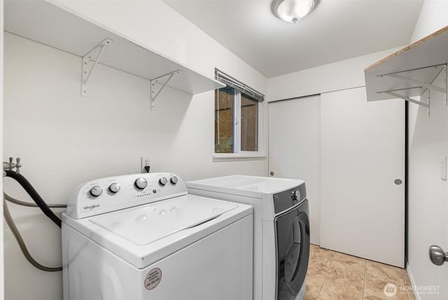 4785 NW Anderson Hill Road, Silverdale, WA 98383