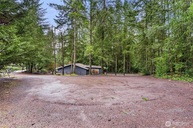 4785 NW Anderson Hill Road, Silverdale, WA 98383