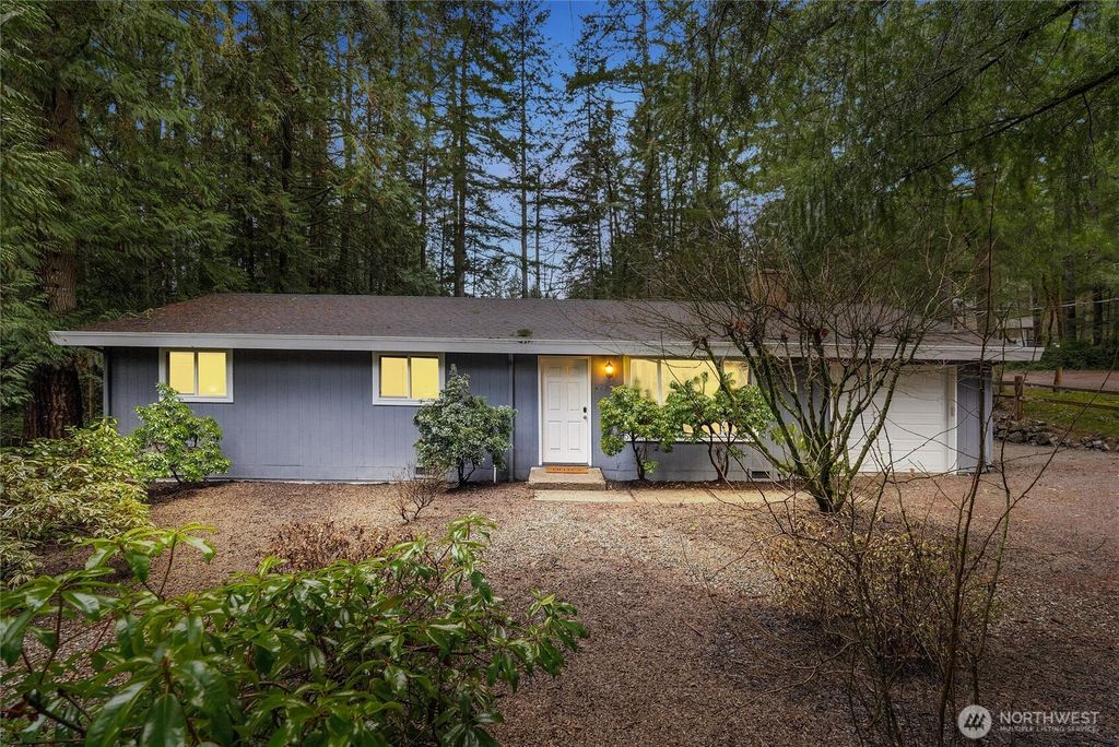 4785 NW Anderson Hill Road, Silverdale, WA 98383