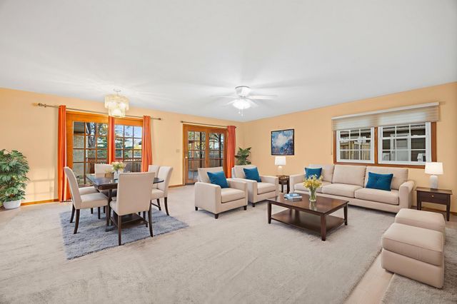 5230 Pennsylvania Avenue N, New Hope, MN 55428