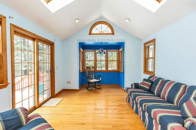 23 Estate Drive, Manchester, NH 03104