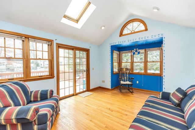 23 Estate Drive, Manchester, NH 03104