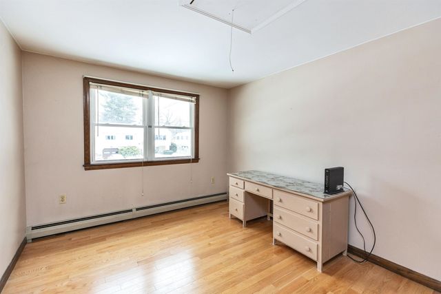 23 Estate Drive, Manchester, NH 03104