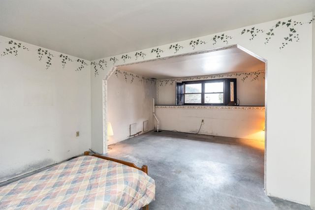 23 Estate Drive, Manchester, NH 03104