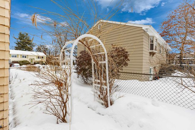 23 Estate Drive, Manchester, NH 03104