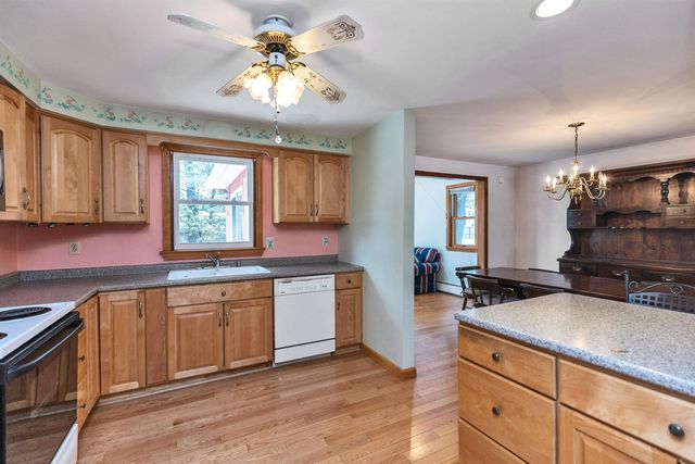 23 Estate Drive, Manchester, NH 03104