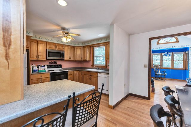 23 Estate Drive, Manchester, NH 03104