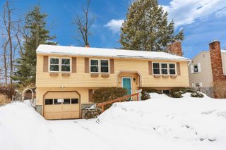 23 Estate Drive, Manchester, NH 03104