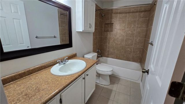 1308 Red Deer Way 248, Alpharetta, GA 30022