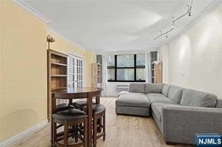 7004 Boulevard East 6A, Guttenberg, NJ 07093