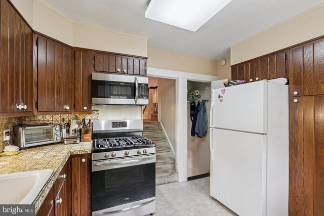 708 MEETINGHOUSE RD, Elkins Park, PA 19027