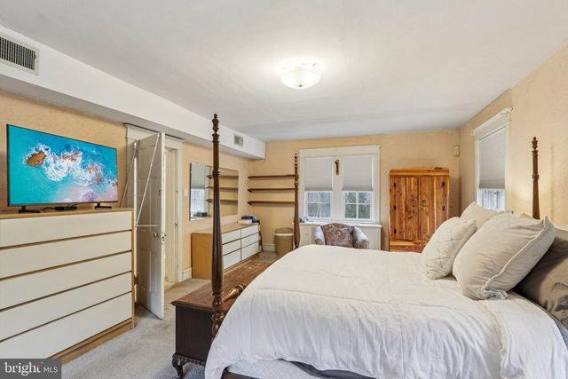 708 MEETINGHOUSE RD, Elkins Park, PA 19027