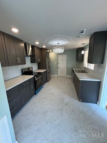 608 Park Drive, Washington Court Hous, OH 43160