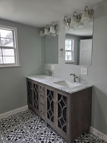 608 Park Drive, Washington Court Hous, OH 43160