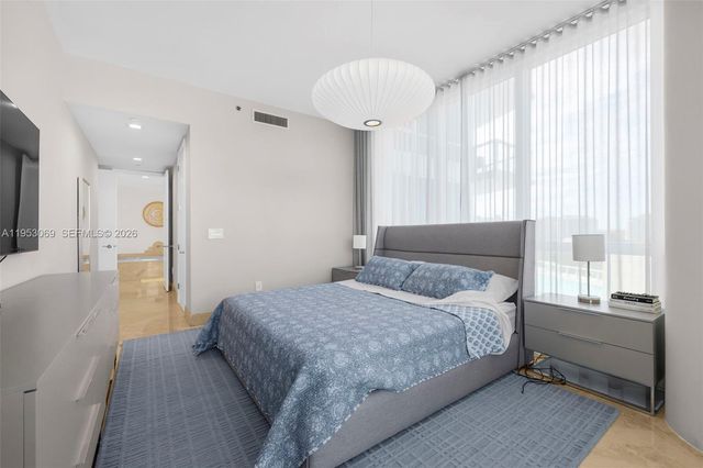 100 S Pointe Dr 510, Miami Beach, FL 33139