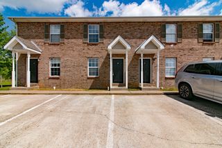 821 Oak Arbor Ct Apt 4, Clarksville, TN 37040