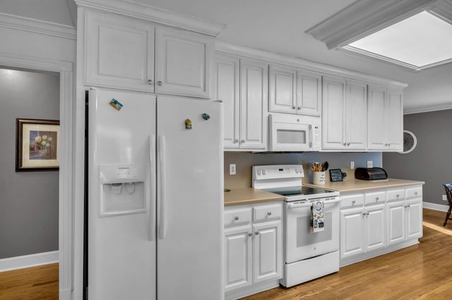 101 Sunrise Ln, Dickson, TN 37055
