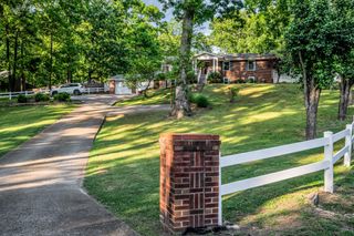 101 Sunrise Ln, Dickson, TN 37055