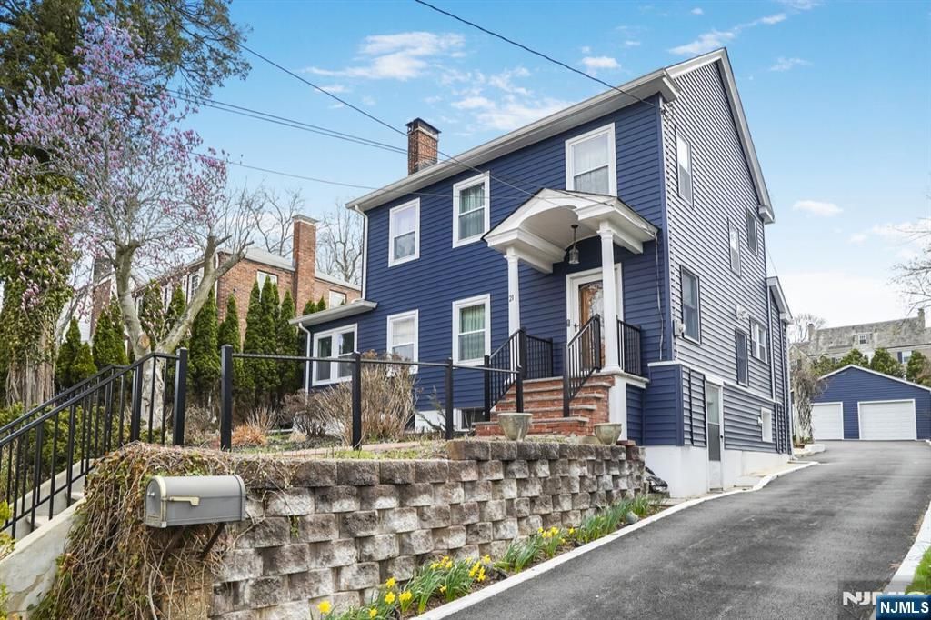 21 Mount Prospect Avenue, Verona, NJ 07044