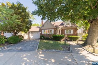 347 Westview Avenue, Fort Lee, NJ 07024
