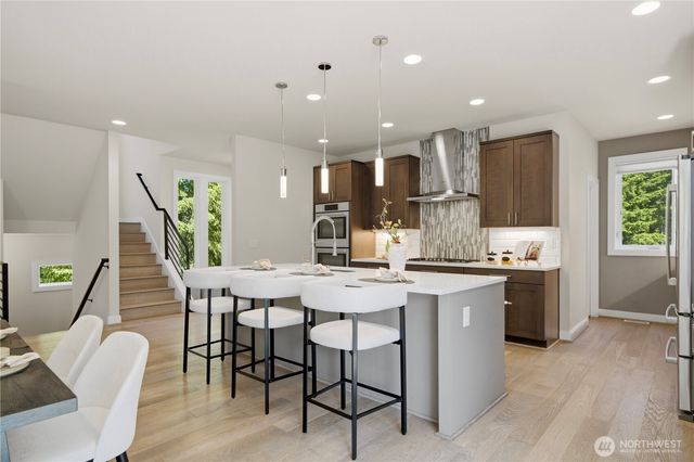 16003 SE 43rd Street, Bellevue, WA 98006