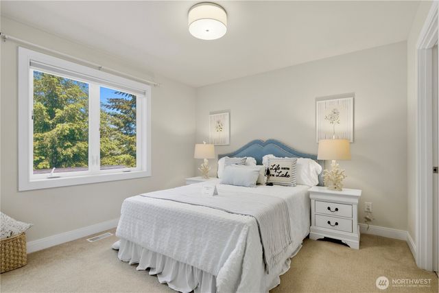 16003 SE 43rd Street, Bellevue, WA 98006